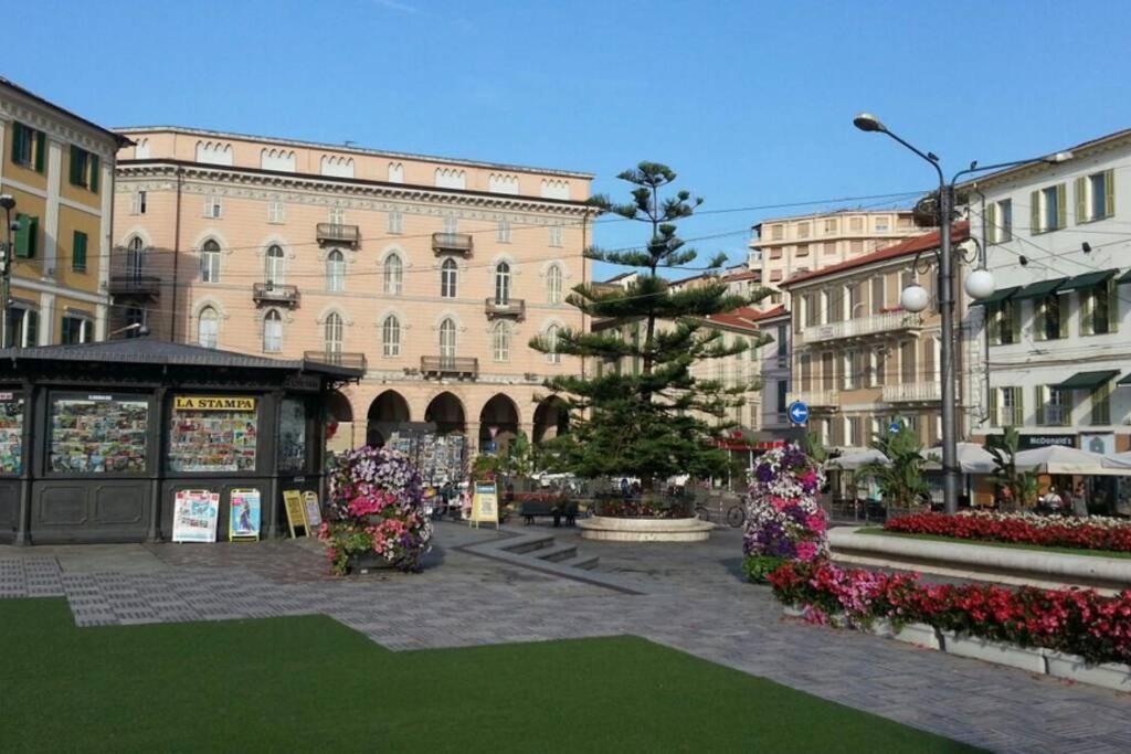 Centrally Located Apt By Harbour With Elevator Sanremo Eksteriør bilde