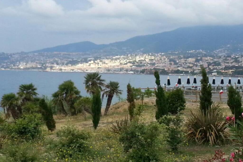 Centrally Located Apt By Harbour With Elevator Sanremo Eksteriør bilde
