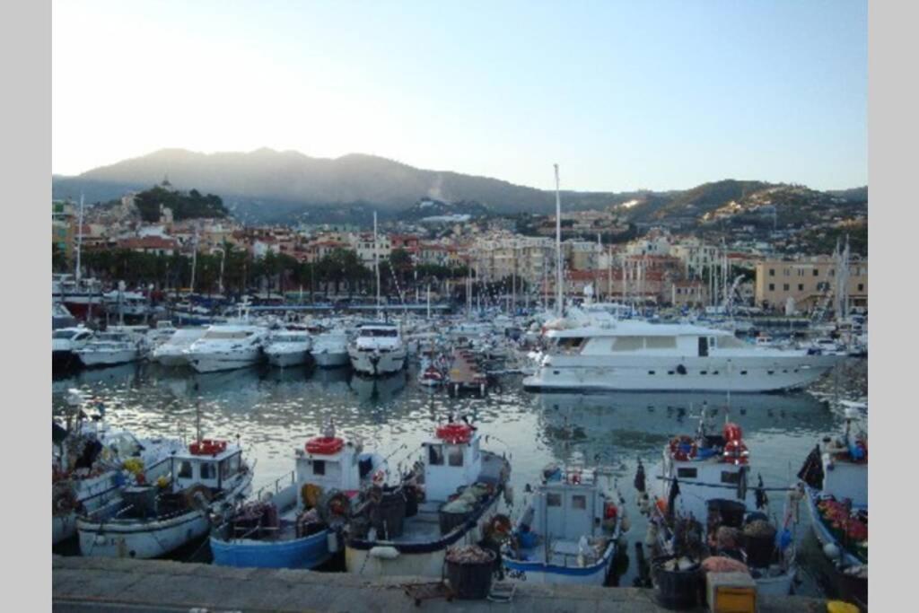 Centrally Located Apt By Harbour With Elevator Sanremo Eksteriør bilde